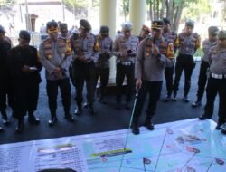 Polres Nganjuk Gelar Apel Pergeseran Pasukan Pengamanan Pengesahan Calon Warga Baru PSHT Pusat Madiun Cabang Nganjuk Tahun 2024