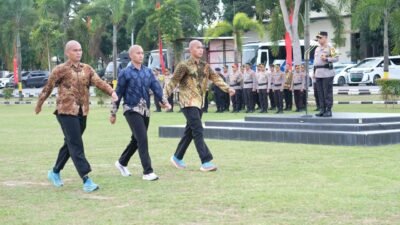 IRJEN POL YAN FITRI HALIMANSYAH KAPOLDA KEPRI PIMPIN APEL PELEPASAN 145 CALON SISWA BINTARA POLRI GEL. II TAHUN 2024