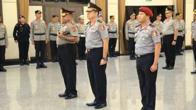 Kapolri Naikkan Pangkat 12 Pati Polri, Kapolda Papua Mathius Fakhiri Jadi Komjen