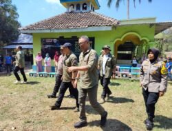 Kapolda Jatim Pimpin Baksos Semeru Overland Cooling System Pilkada 2024
