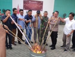 KPU Kabupaten Kediri Melakukan Pemusnahan Surat Suara Yang Tidak Digunakan Jelang Pilkada Serentak