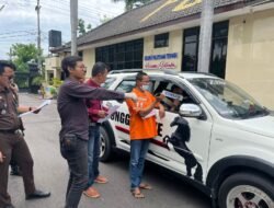 Polres Nganjuk Gelar Rekonstruksi Kasus Pembunuhan di Lapangan Apel