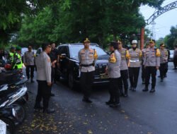 Polres Ngawi Pantau Perbatasan Jatim – Jateng, H+9 Ops Lilin Semeru 2024 Lalin Lancar
