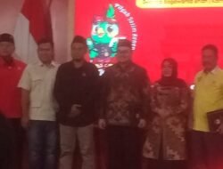 Rapat Pleno Komisi Pemilihan Umum Kabupaten Kediri Menetapkan Pasangan Hanindito Dan Dewi Resmi Menjadi Bupati dan Wakil Bupati Terpilih