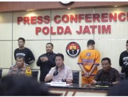 POLDA JATIM AMANKAN TERSANGKA DAN UNGKAP MOTIF PEMBUNUHAN MUTILASI DALAM KOPER