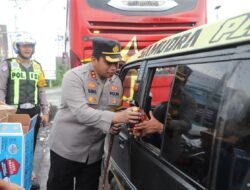 Pengamanan Situasi Arus Lalu Lintas H+4 Di Simpang Tiga Mengkreng Dipantau Langsung Kapolres Kediri