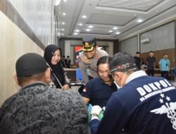 Polres Bondowoso Gelar Baktikes di Hari Bhayangkara ke -79, Beri Layanan Khitan Gratis