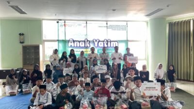 Santunan Yatim Piatu dan Dhuafa Muharram 1447 H: Sinergi Kebaikan Rumah Zakat, FEBI UIN Syekh Wasil Kediri, dan YBM PLN