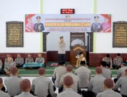 Teladani Akhlak Rasulullah, SPN Polda Jatim Gelar Peringatan Maulid Nabi