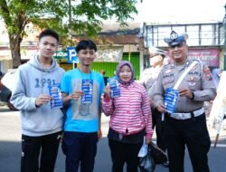 CFD Jadi Momen Polres Kediri Edukasi Tertib Berlalu Lintas