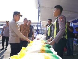 Sambut Hari Lalu Lintas Bhayangkara ke-70, Polres Bojonegoro Gelar Pasar Murah dan Donor Darah