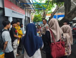 Baur Satpas Polres Gresik Berikan Sosialisasi Terkait SIM Internasional