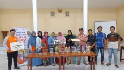 PELATIHAN PEMBUATAN KUE KERING UNTUK BINAAN OK OCE PEDULI