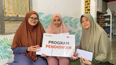 PENYALURAN PROGRAM RUMAH ZAKAT Dukungan Untuk Guru Ngaji di Kediri