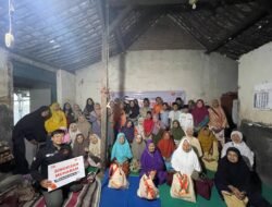 Rumah Zakat Salurkan Bingkisan Muharram dalam Rangka Milad ke-28